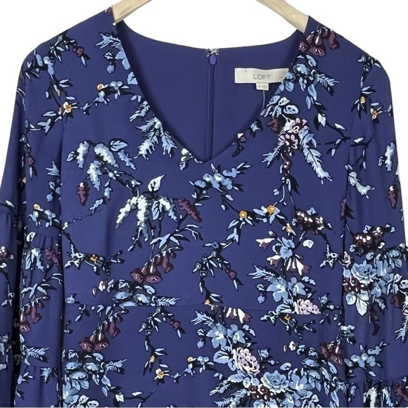 NWT Loft Purple Floral Dress with Tiered Bell Sleeves Size 2 Petite - Picture 5 of 11